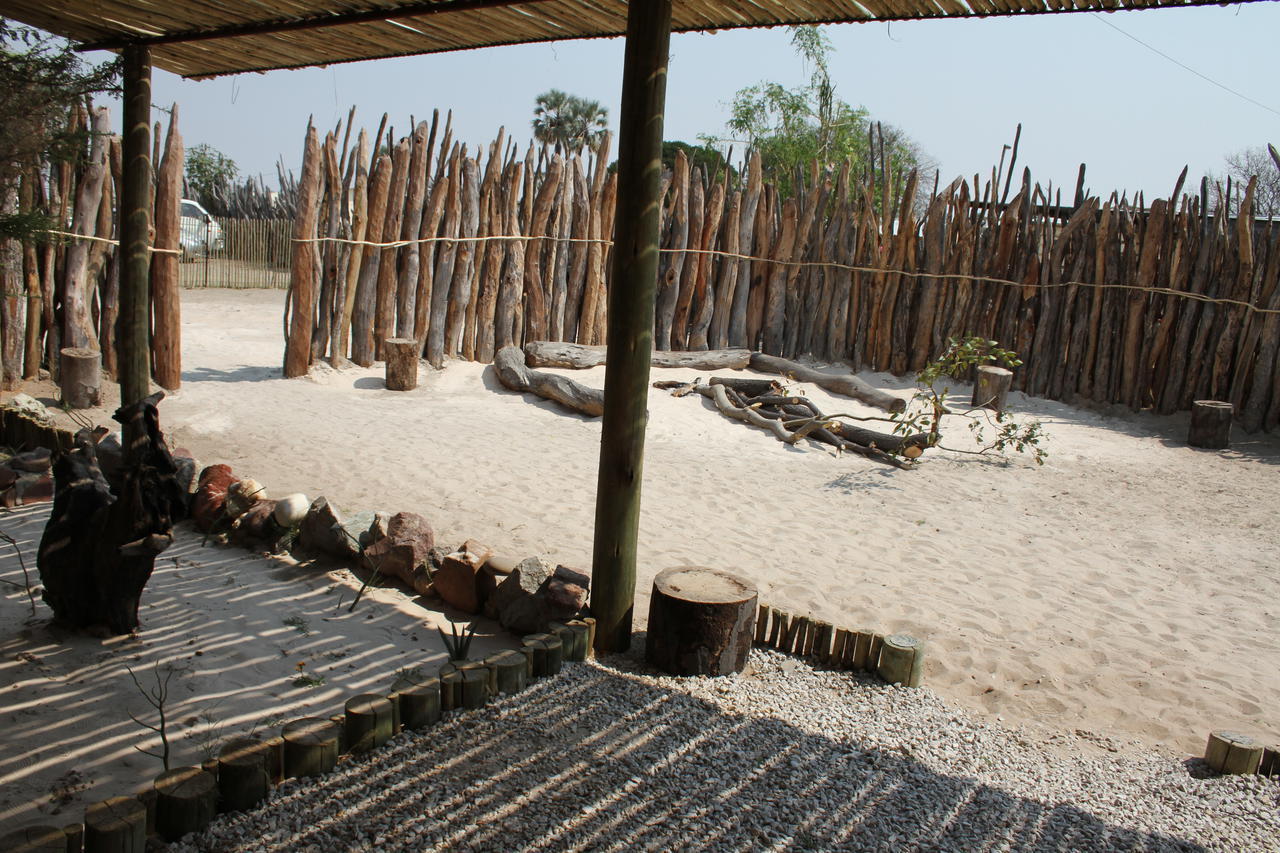 Ongula Village Homestead Lodge Omupumba Dış mekan fotoğraf