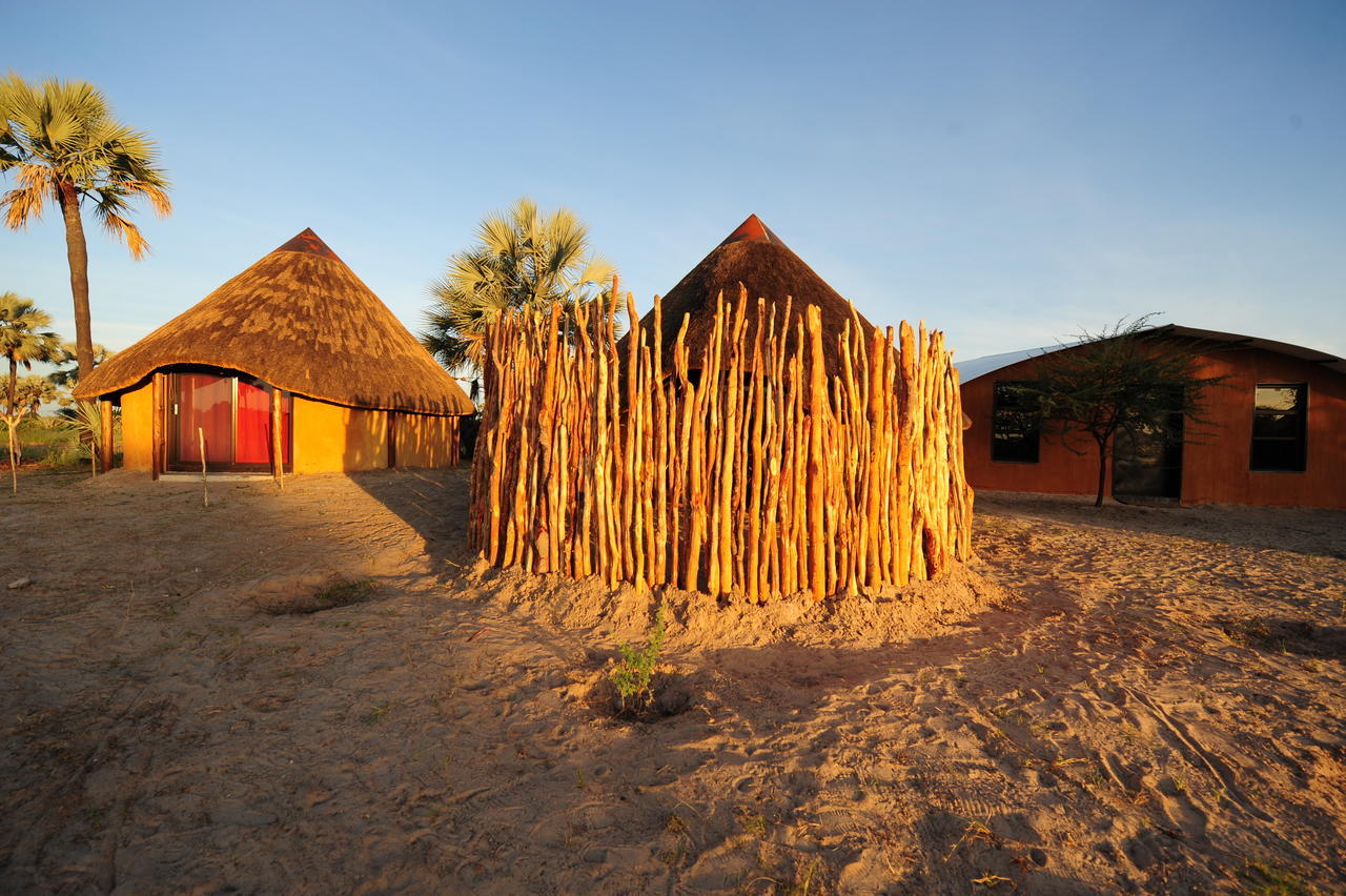 Ongula Village Homestead Lodge Omupumba Dış mekan fotoğraf