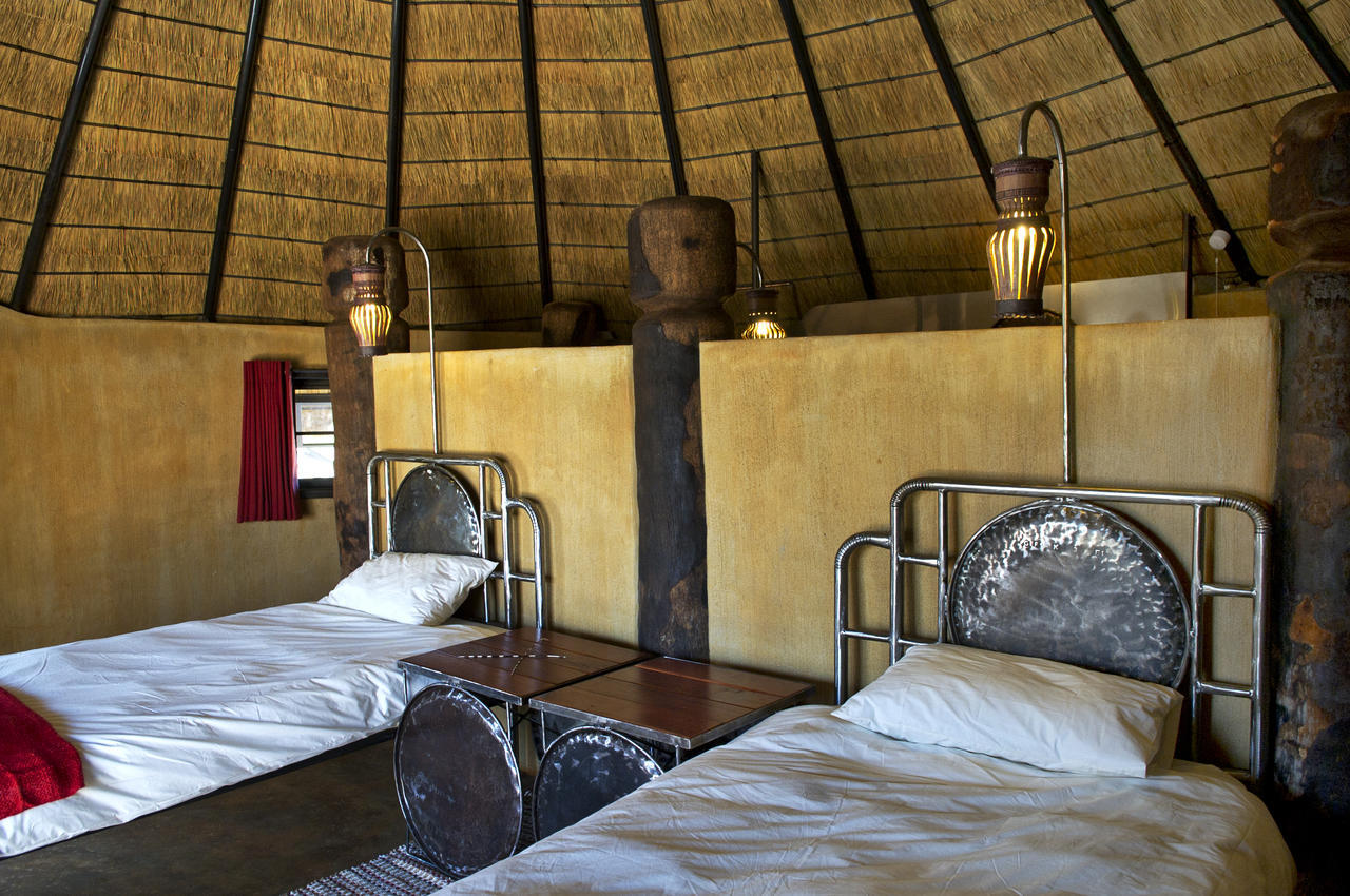 Ongula Village Homestead Lodge Omupumba Dış mekan fotoğraf